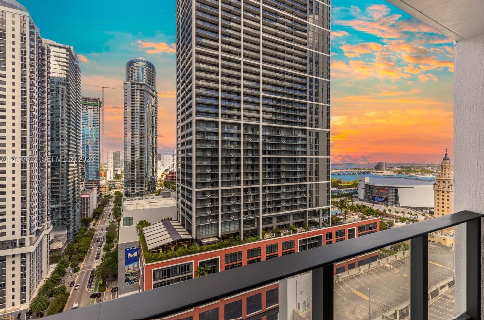 121 NE 5th St # 2409, Miami FL 33132