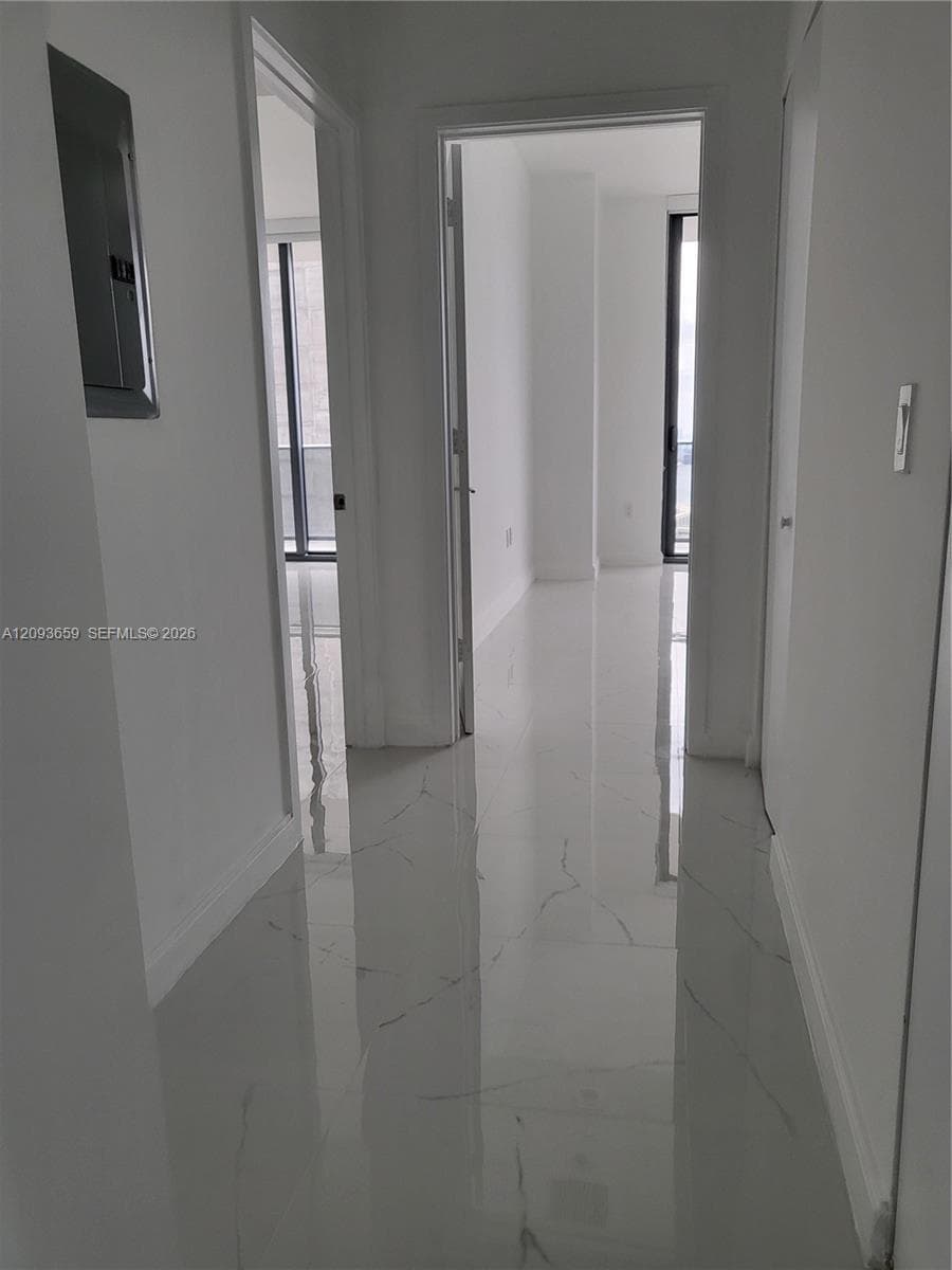 45 SW 9th Street # 4303, Miami FL 33130