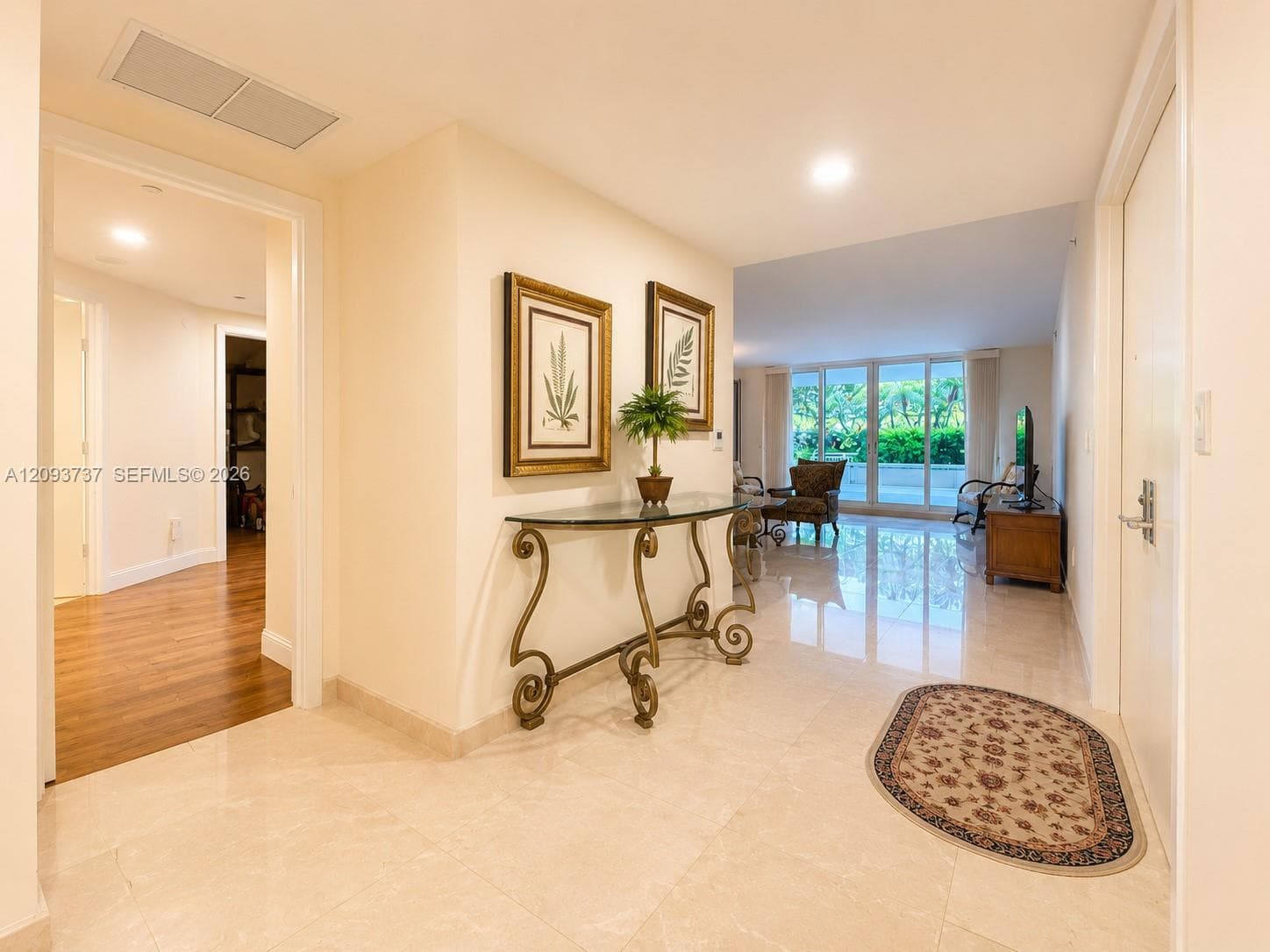799 Crandon Blvd # 202, Key Biscayne FL 33149
