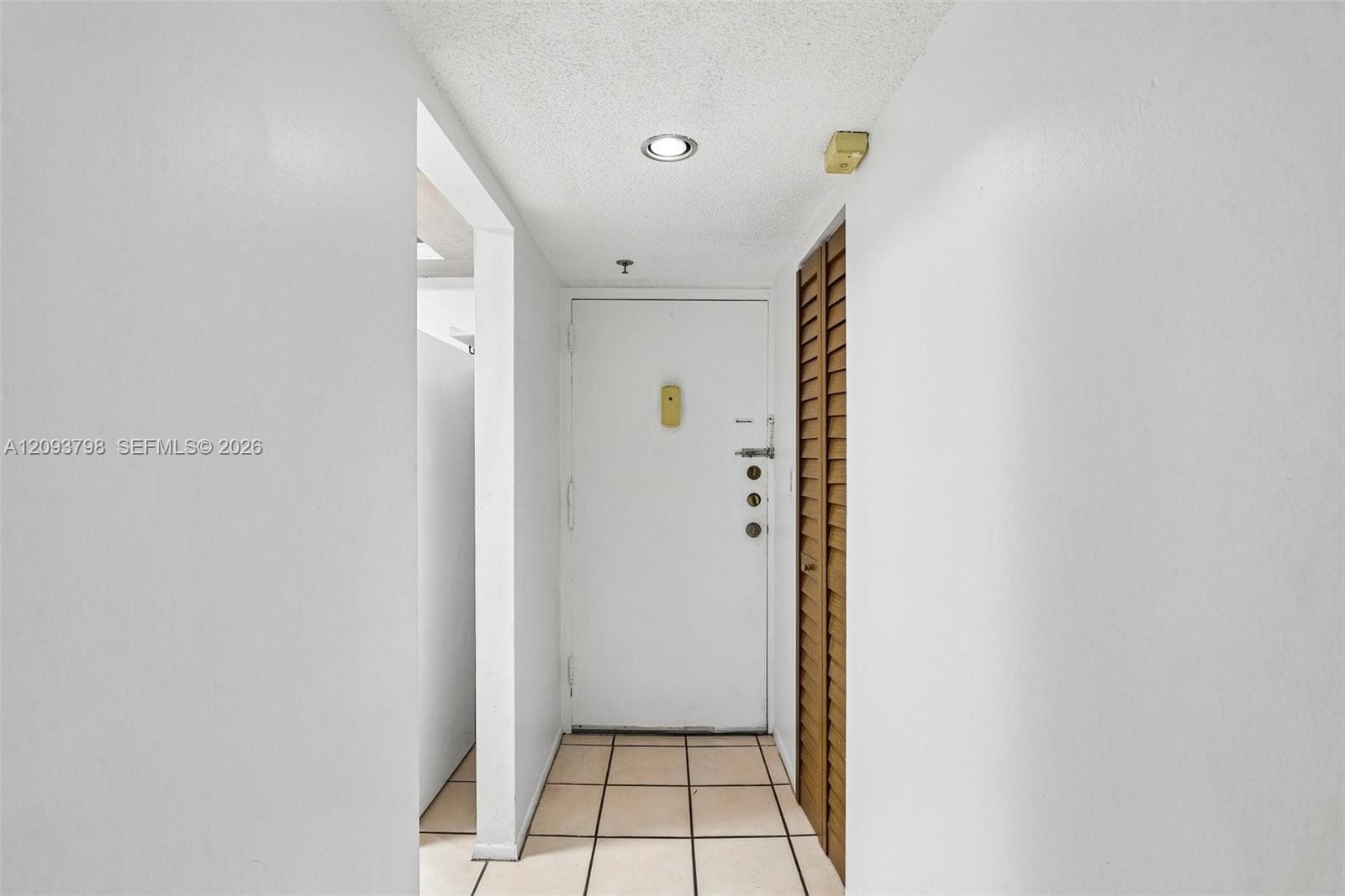 1825 W 44th Pl # 208, Hialeah FL 33012