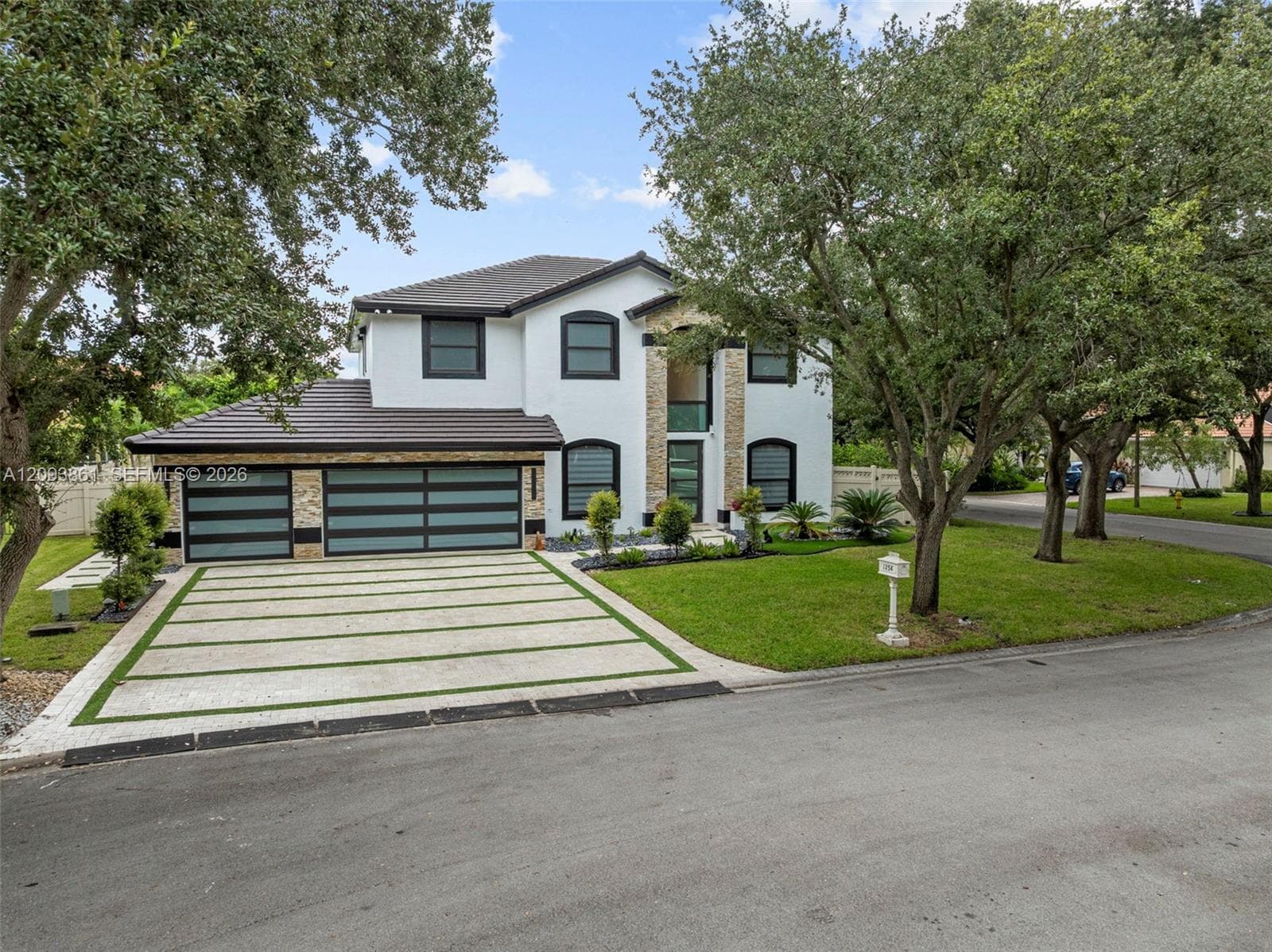 1254 NW 102nd Way, Coral Springs FL 33071