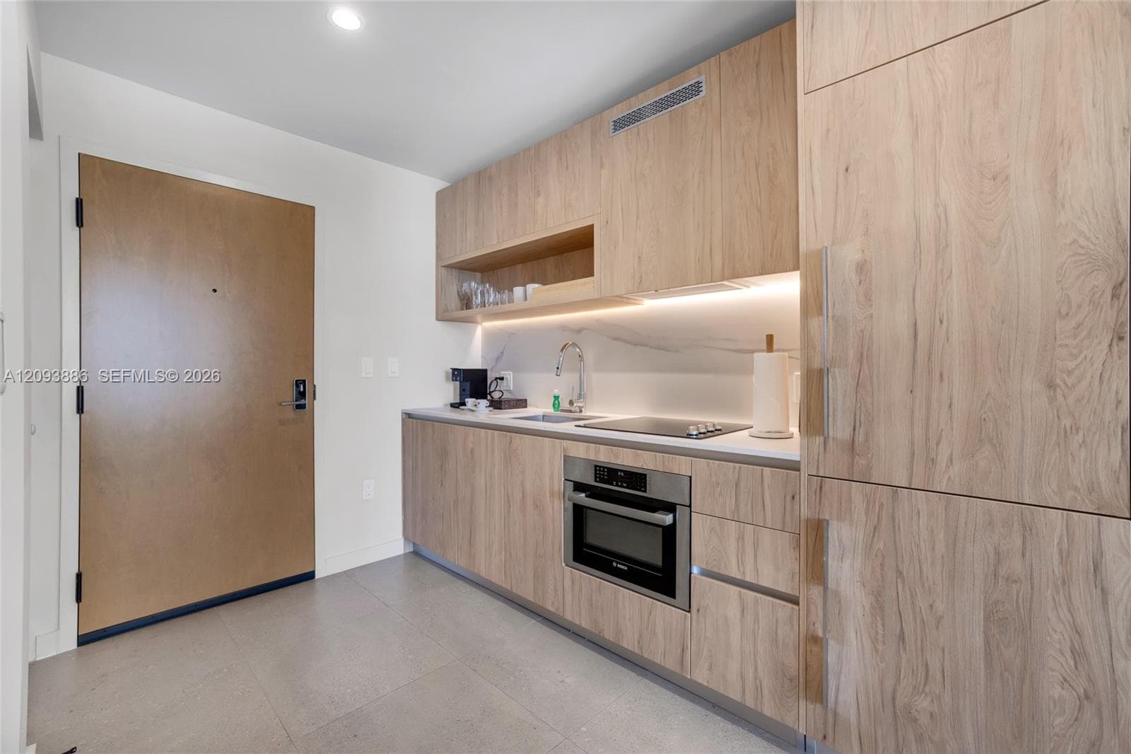 11 NE 6th St # 2310, Miami FL 33132