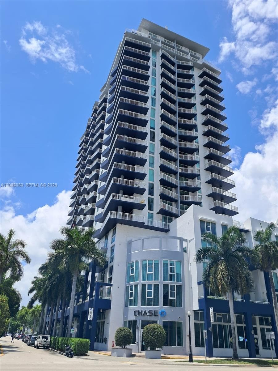275 NE 18th St # 1409, Miami FL 33132
