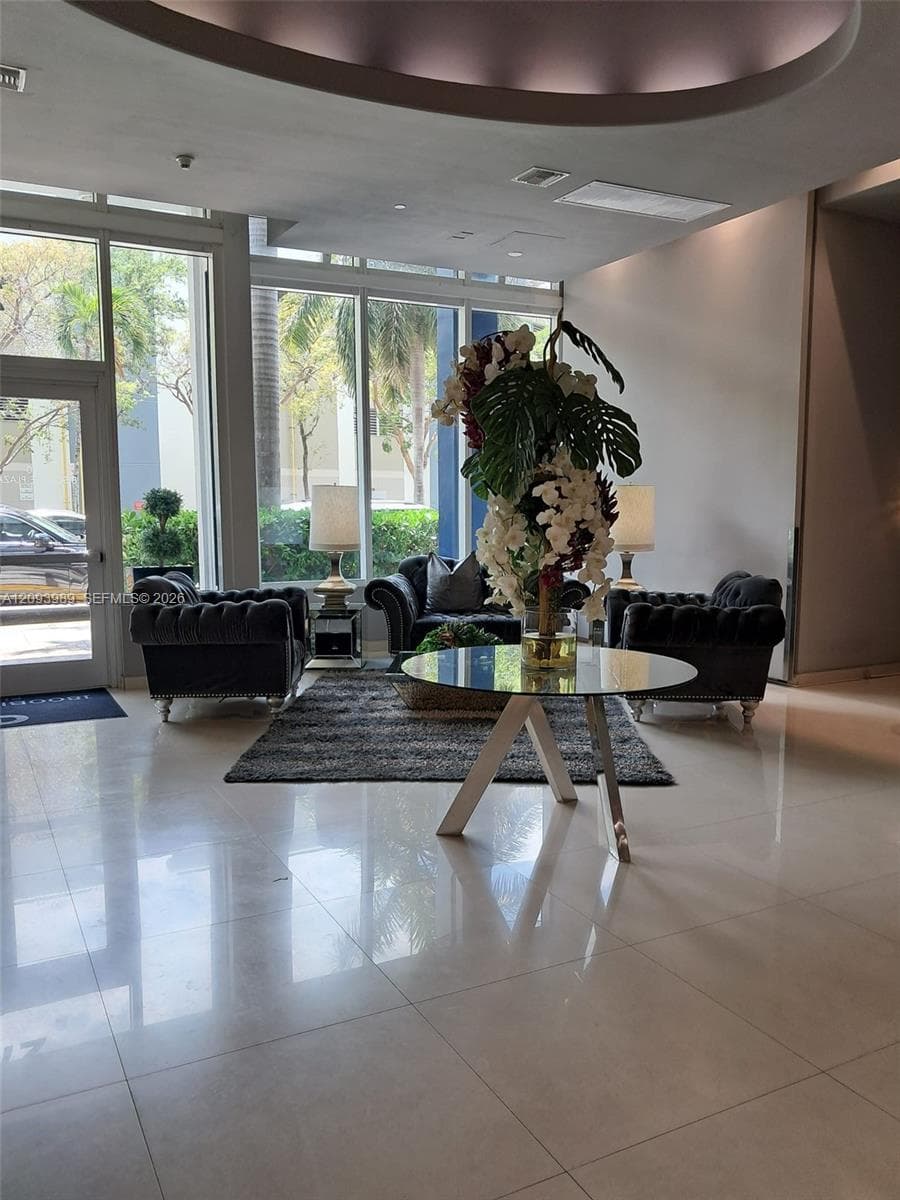 275 NE 18th St # 1409, Miami FL 33132