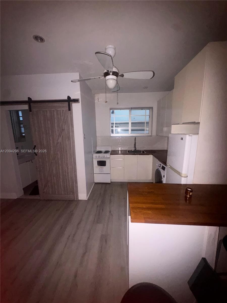 637 12th St # 6, Miami Beach FL 33139