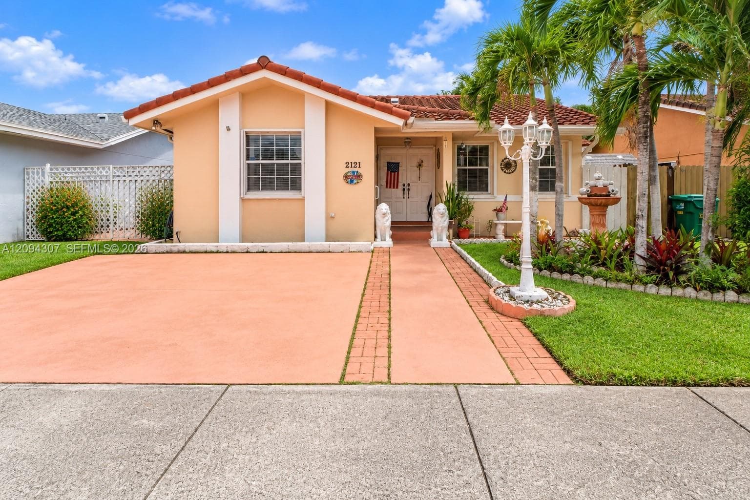2421 SW 142nd Pl, Miami FL 33175
