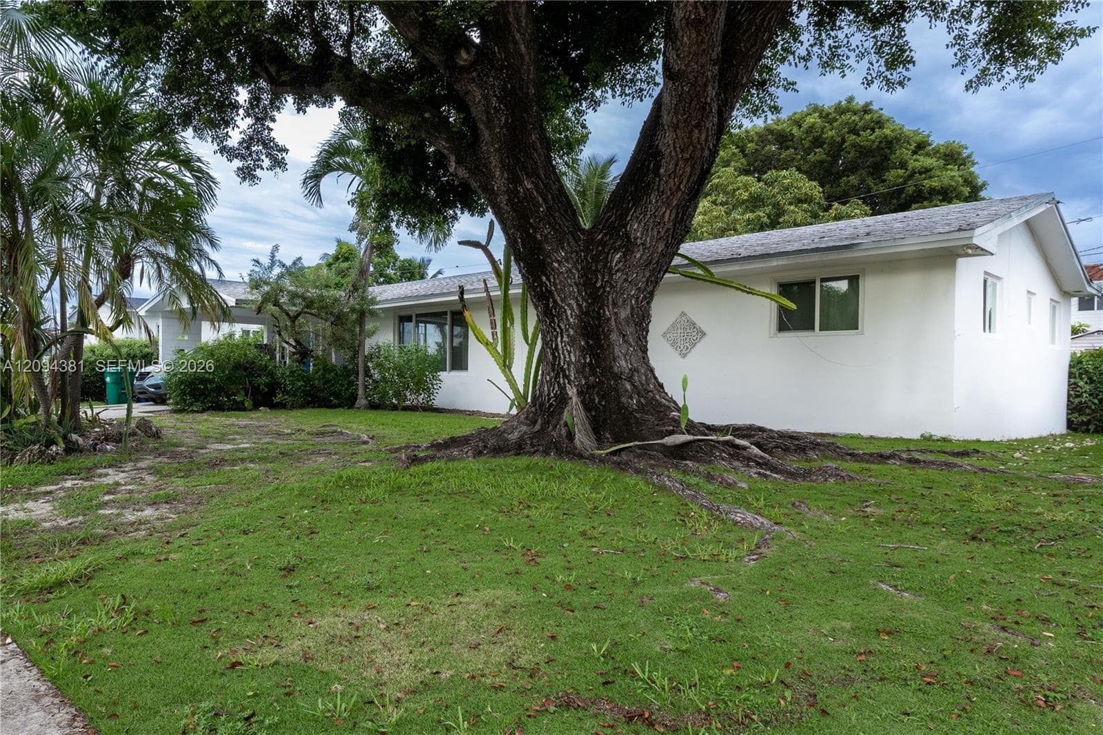 17811 SW 112th Ave, Miami FL 33157