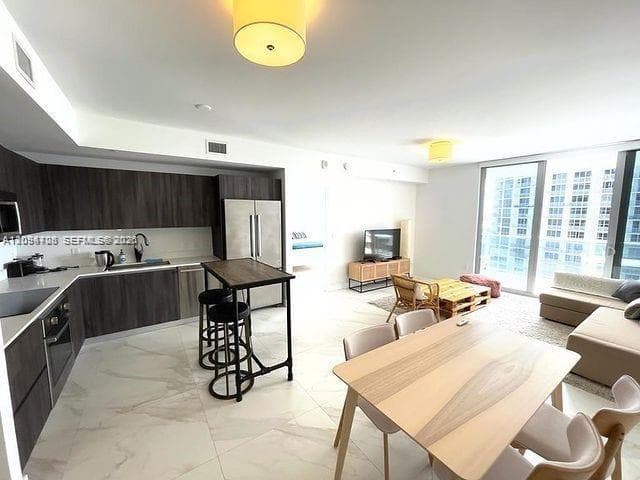488 NE 18th St # 4602, Miami FL 33132