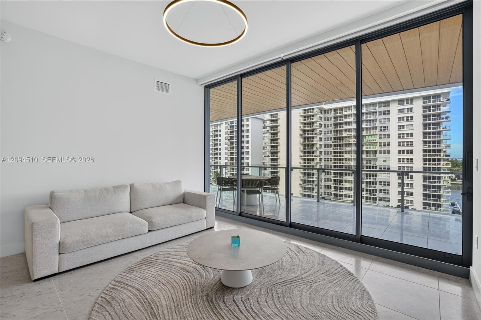 5775 Collins Ave # 705, Miami Beach FL 33140