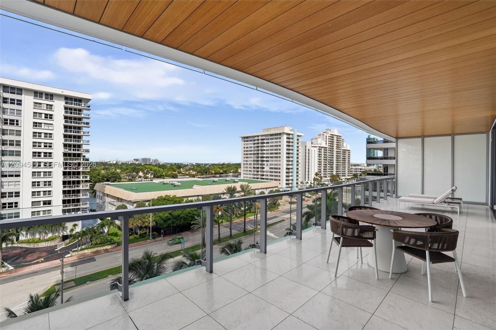 5775 Collins Ave # 705, Miami Beach FL 33140