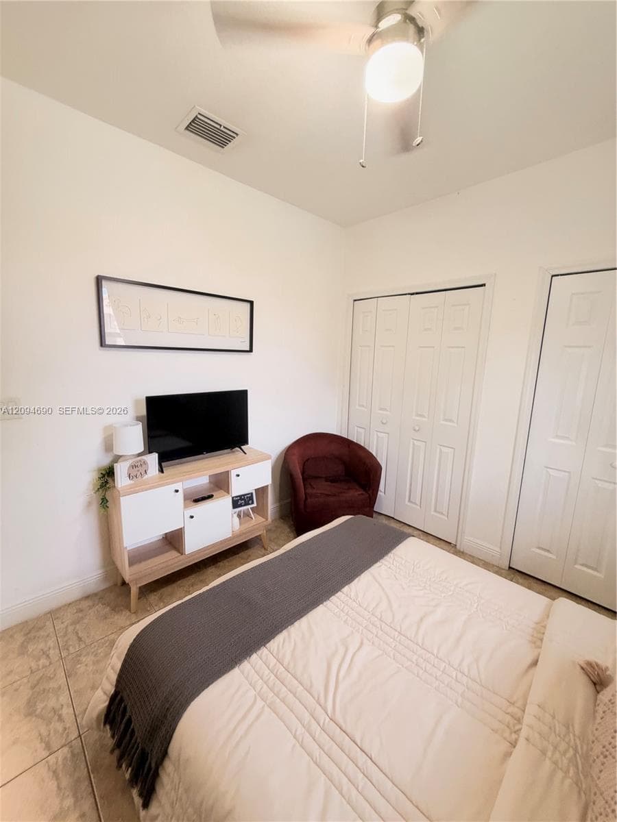 9947 NW 10th Ter, Miami FL 33172