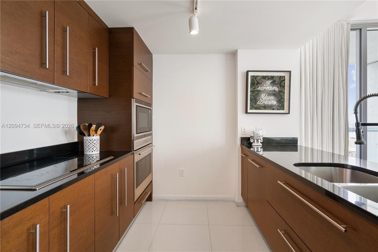 485 Brickell Ave # 3904, Miami FL 33131
