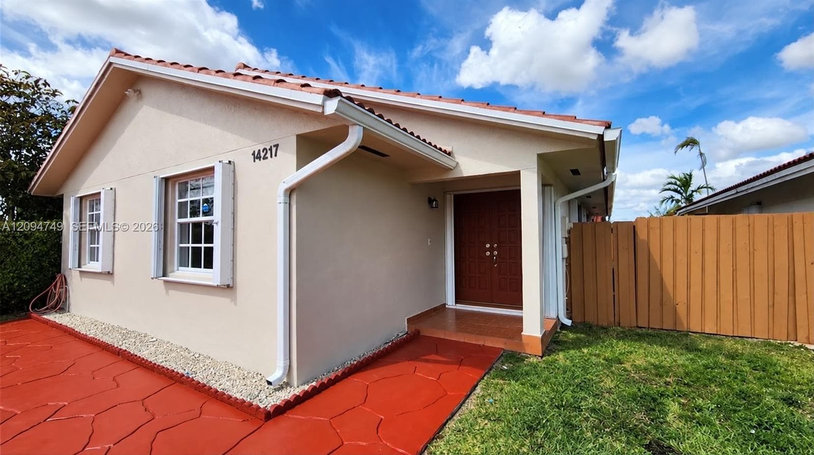 14217 SW 48th Ln, Miami FL 33175