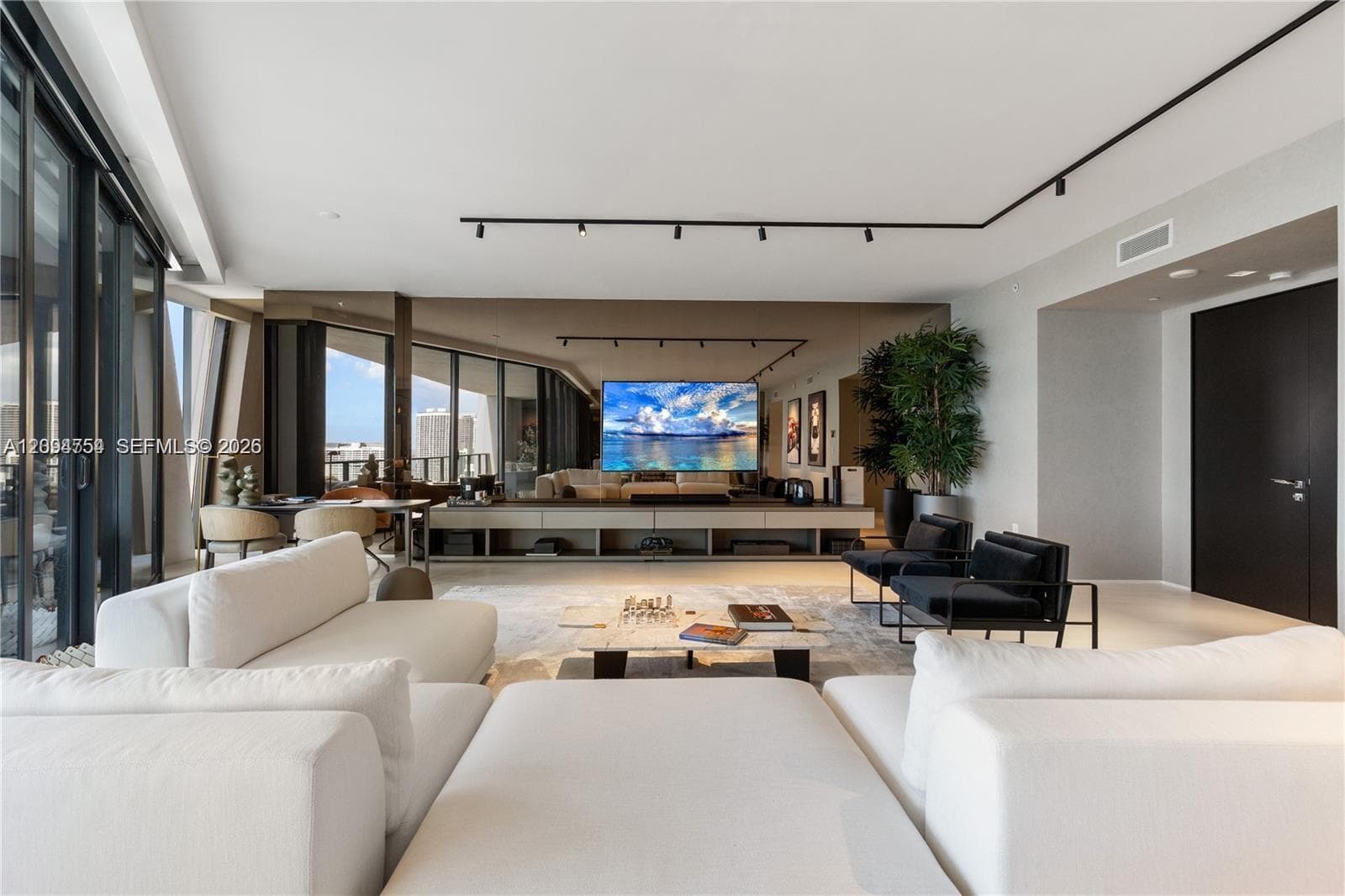 1000 Biscayne Blvd # 3502, Miami FL 33132