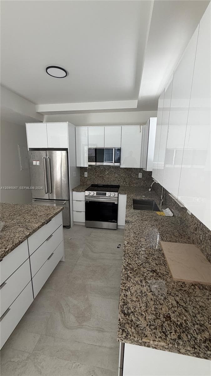 18340 SW 102 PL, Miami FL 33157