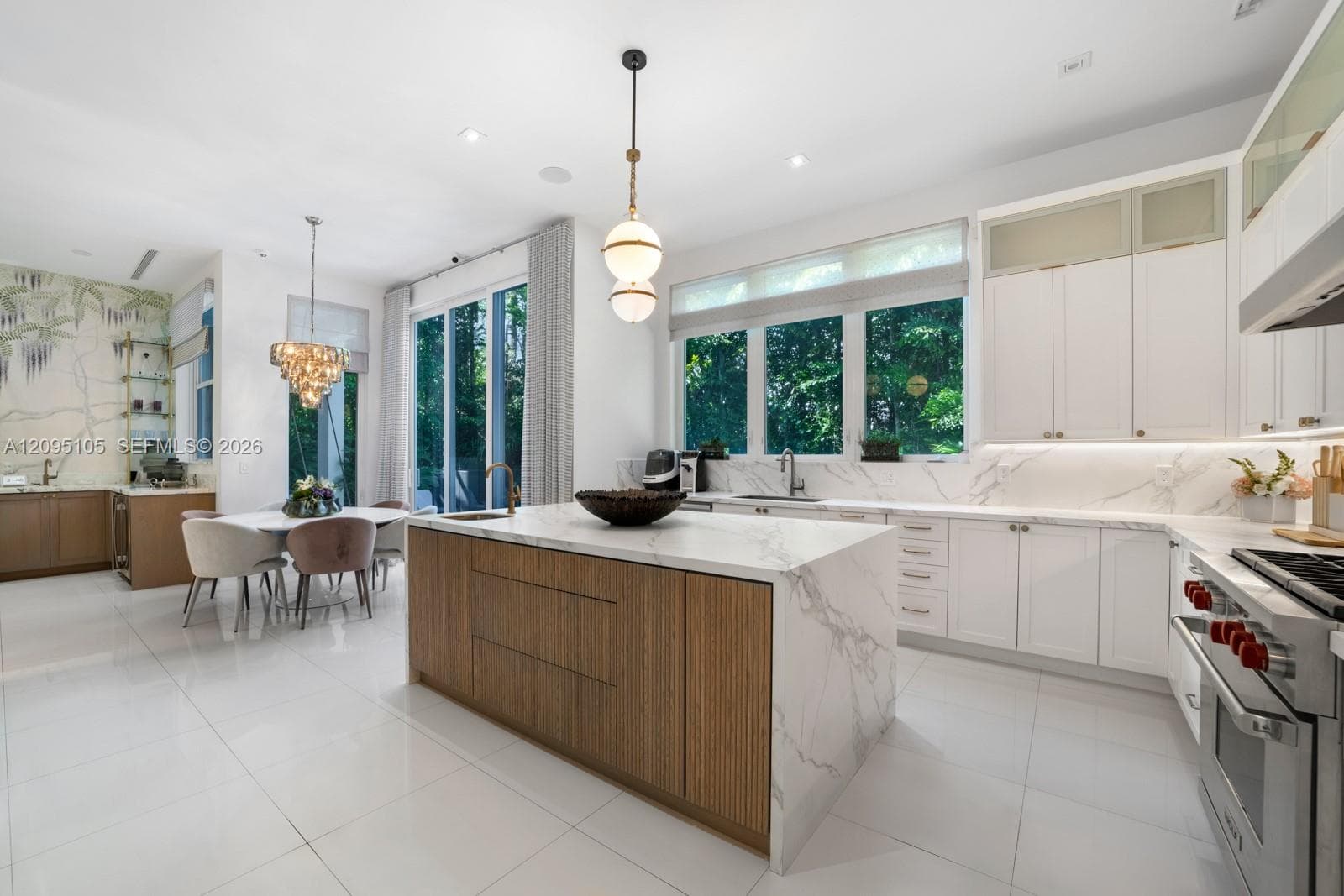 737 W 49th St, Miami Beach FL 33140