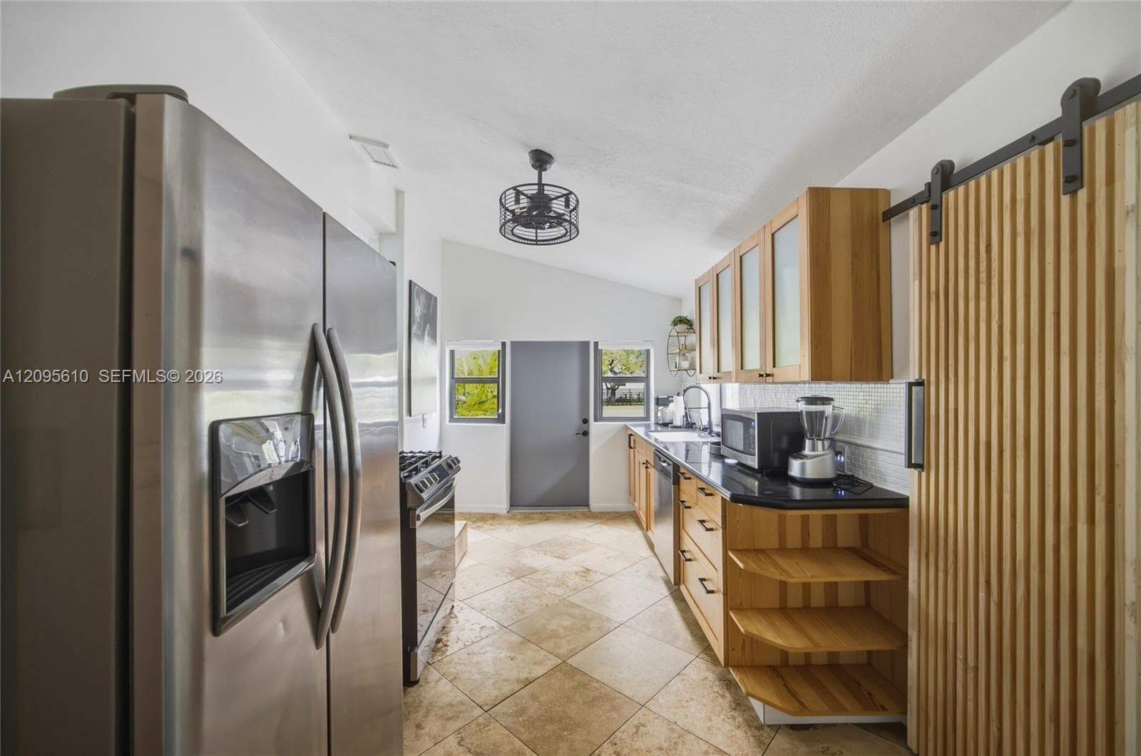 295 NW 42nd St, Miami FL 33127