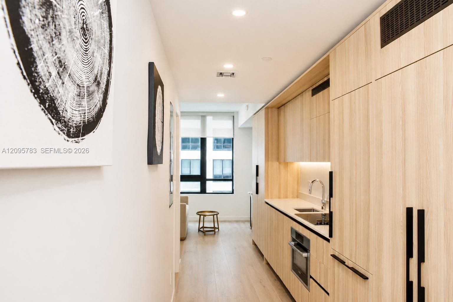 225 N Miami Avenue # 2306, Miami FL 33128