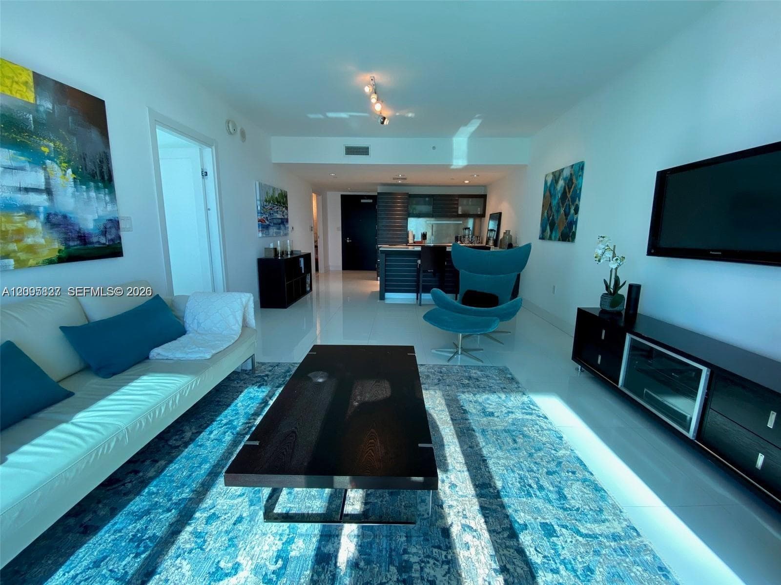 200 Biscayne Boulevard Way # 4011, Miami FL 33131