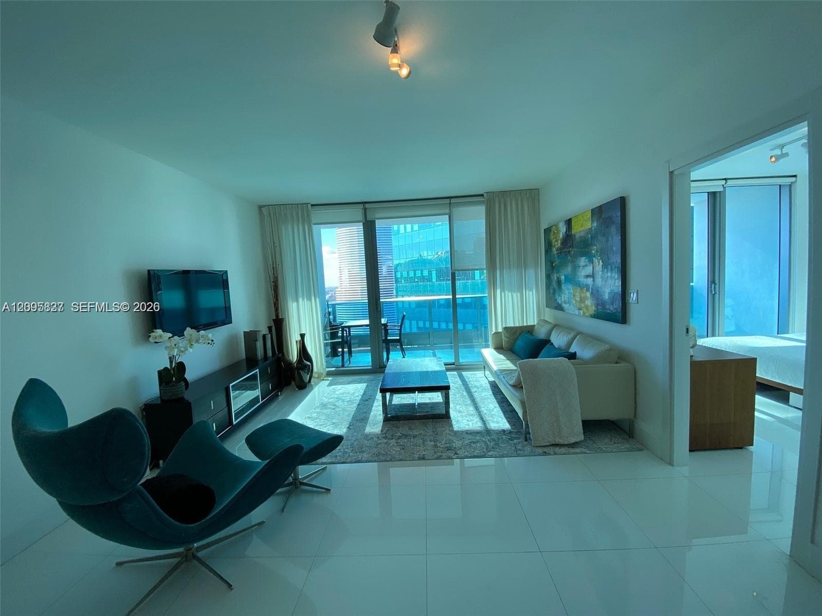 200 Biscayne Boulevard Way # 4011, Miami FL 33131