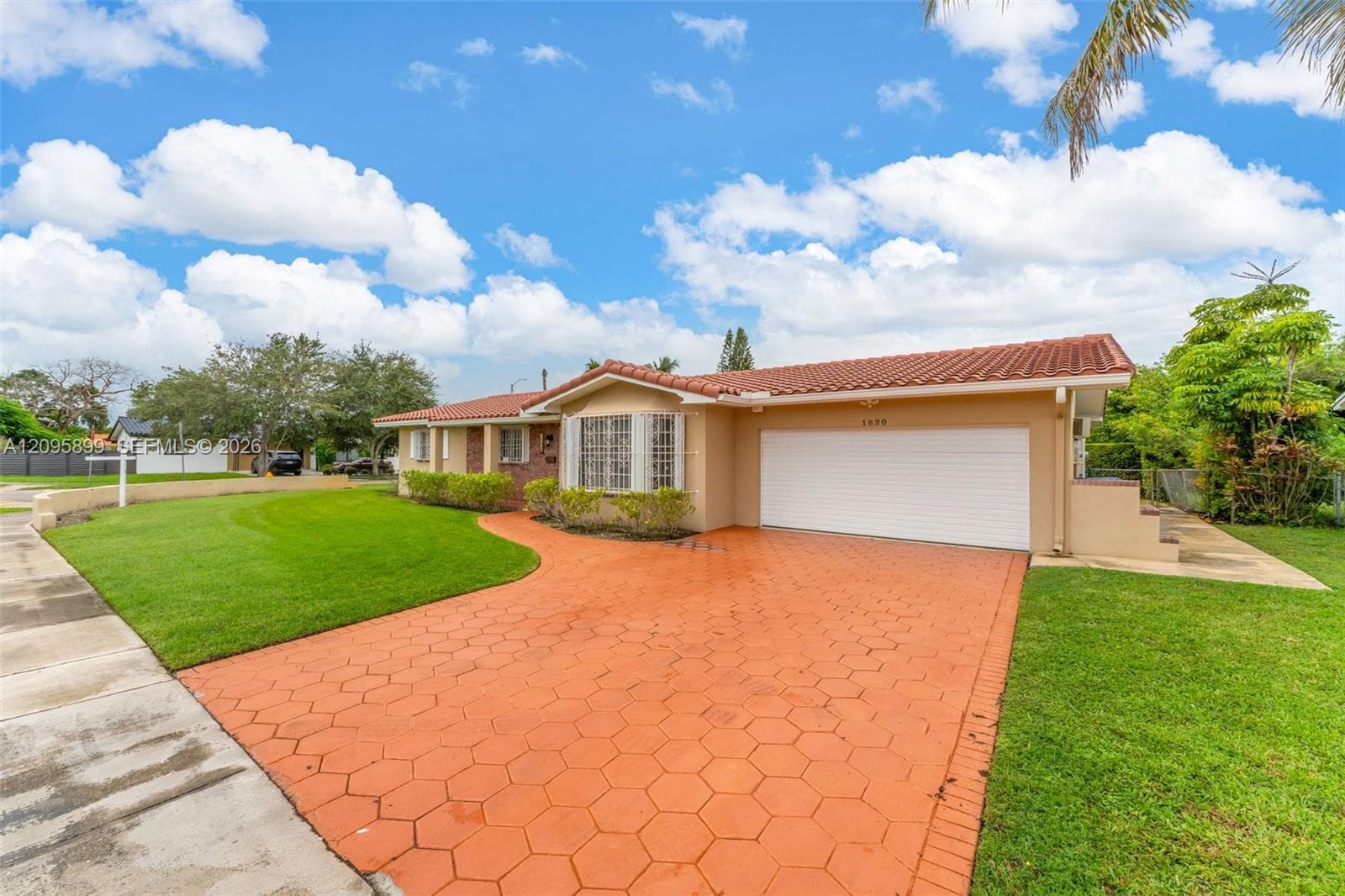1820 SW 102nd Ave, Miami FL 33165