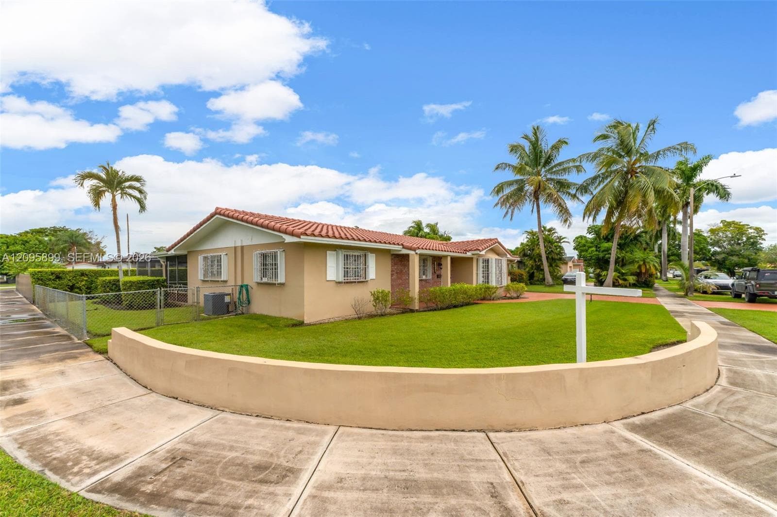 1820 SW 102nd Ave, Miami FL 33165