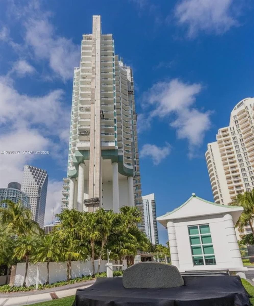900 Brickell Key Blvd # 1901, Miami FL 33131