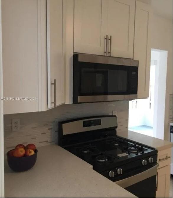 320 SW 7th Ct., Hallandale Beach FL 33009
