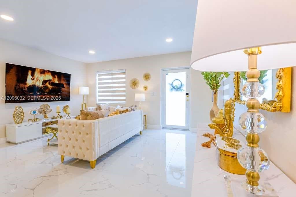 55 SW 60th Ave, Miami FL 33144
