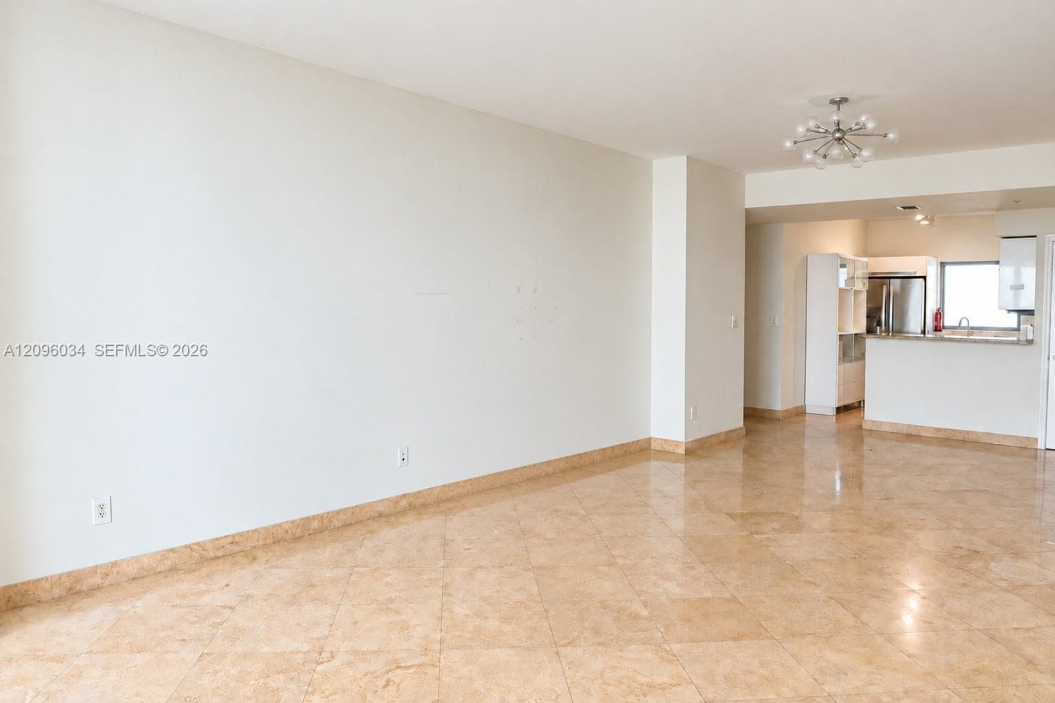 601 NE 36th St # 2004, Miami FL 33137