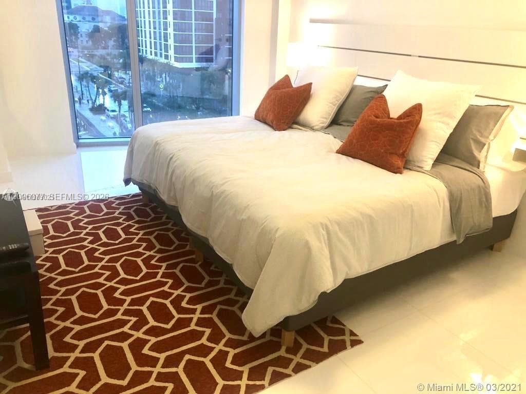 851 NE 1st Ave # 510, Miami FL 33132