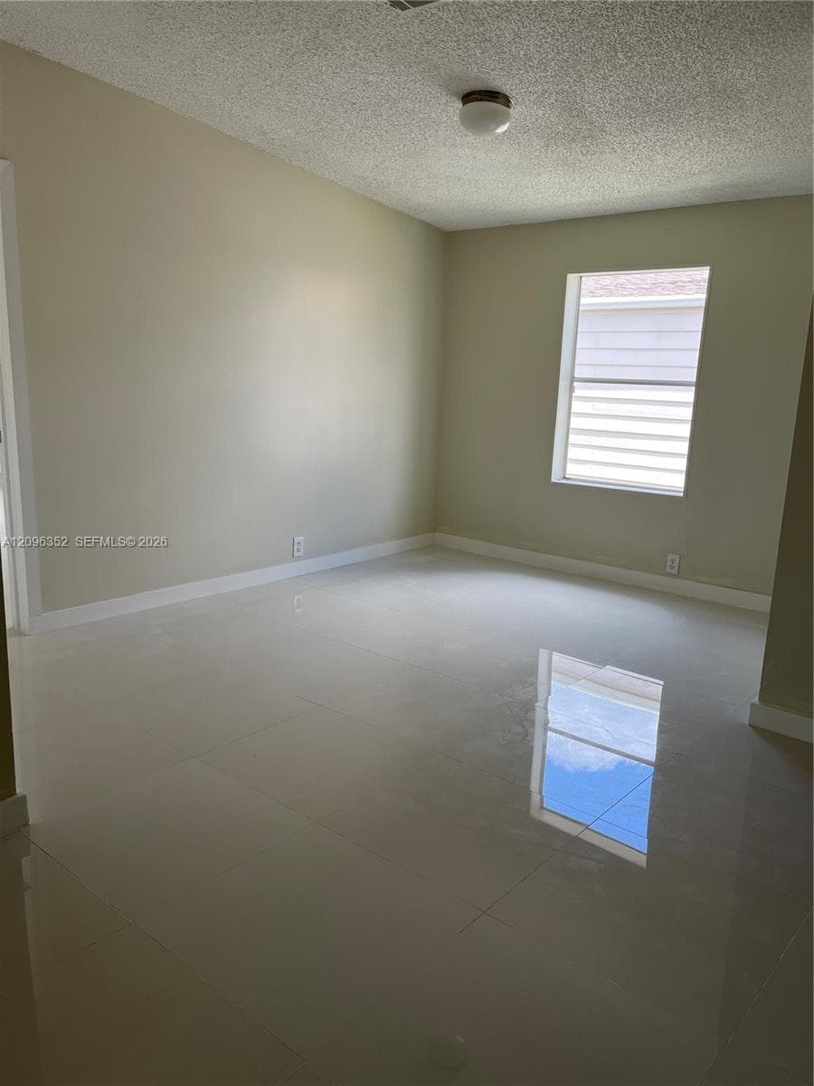19800 SW 180, Miami FL 33187