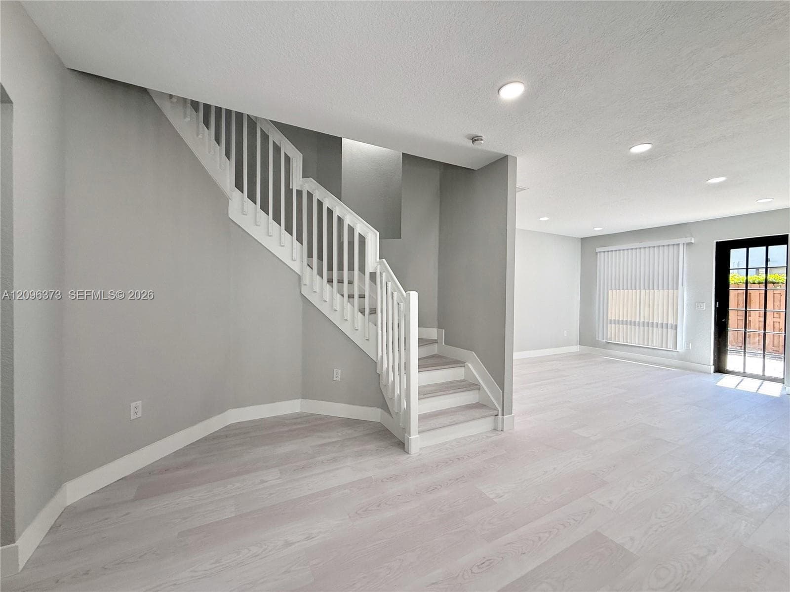10392 NW 31st Ter, Doral FL 33172