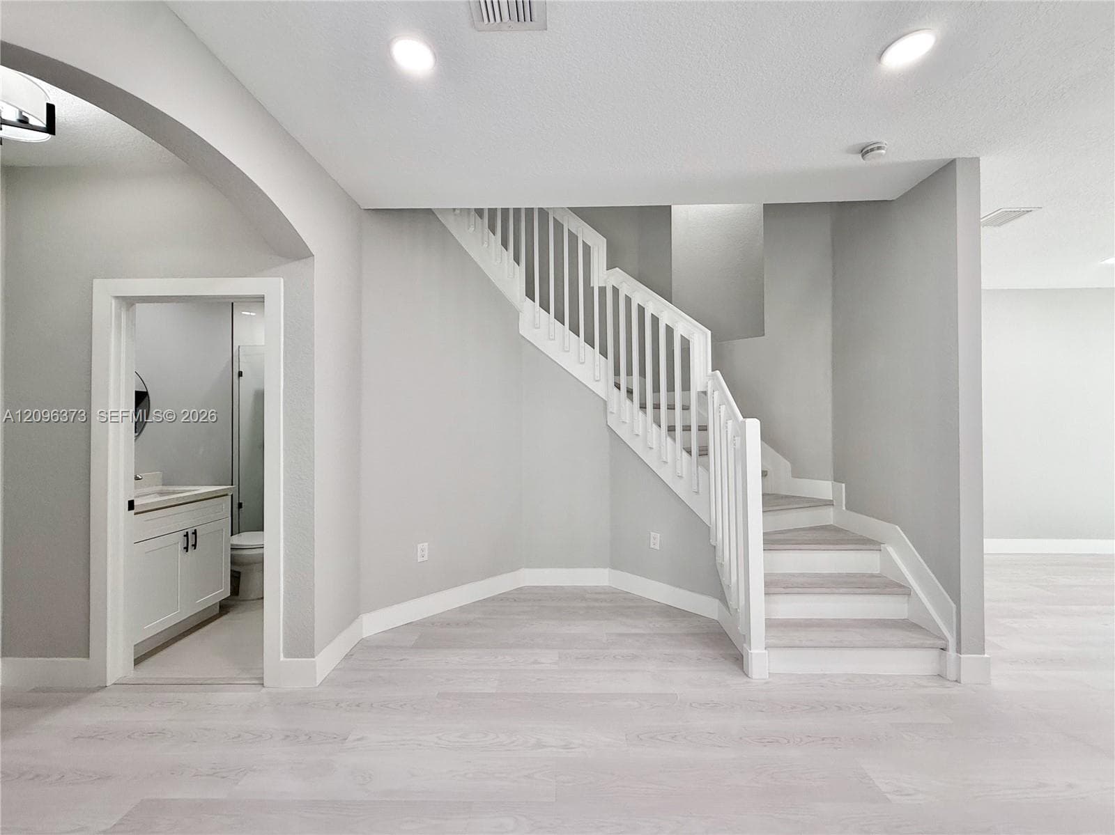 10392 NW 31st Ter, Doral FL 33172