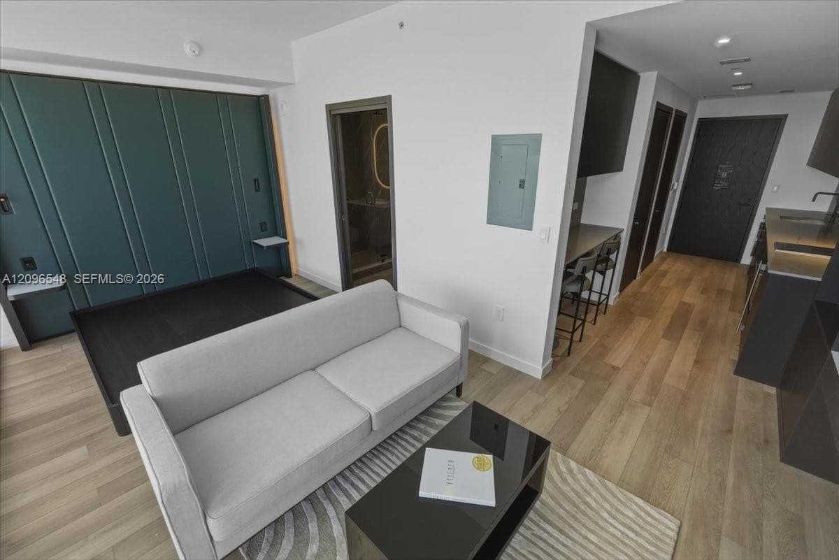 20 NE 11th St # 3505, Miami FL 33132