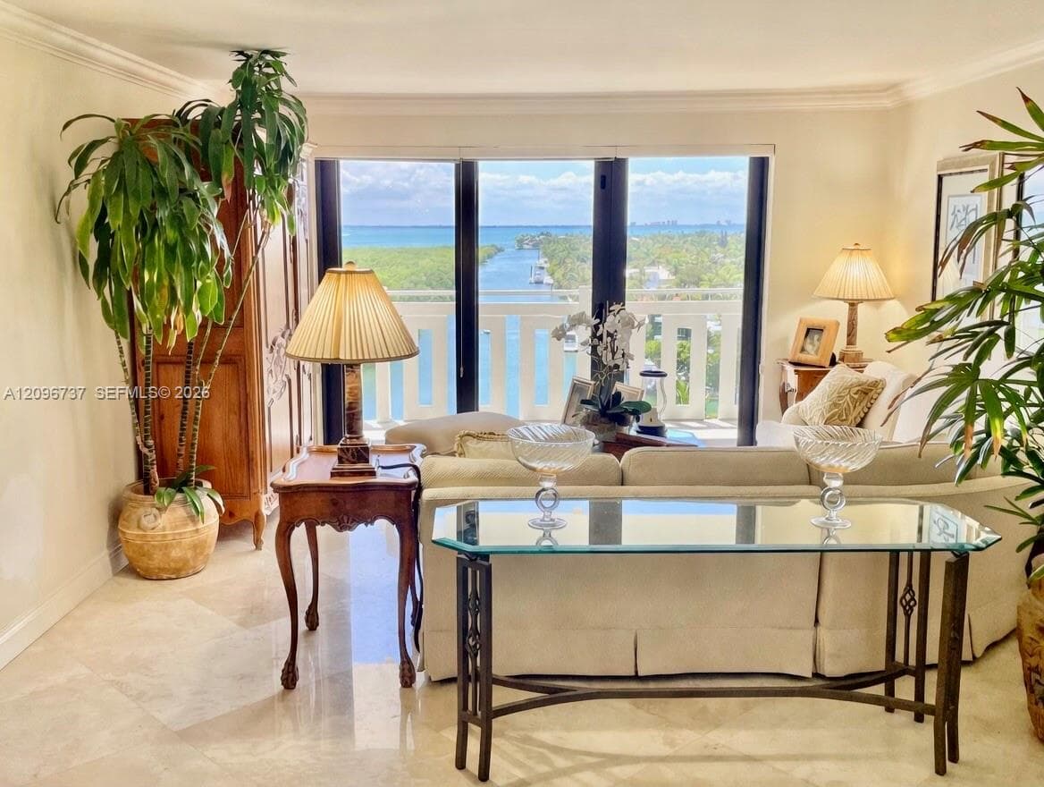 1121 Crandon Blvd # D903, Key Biscayne FL 33149