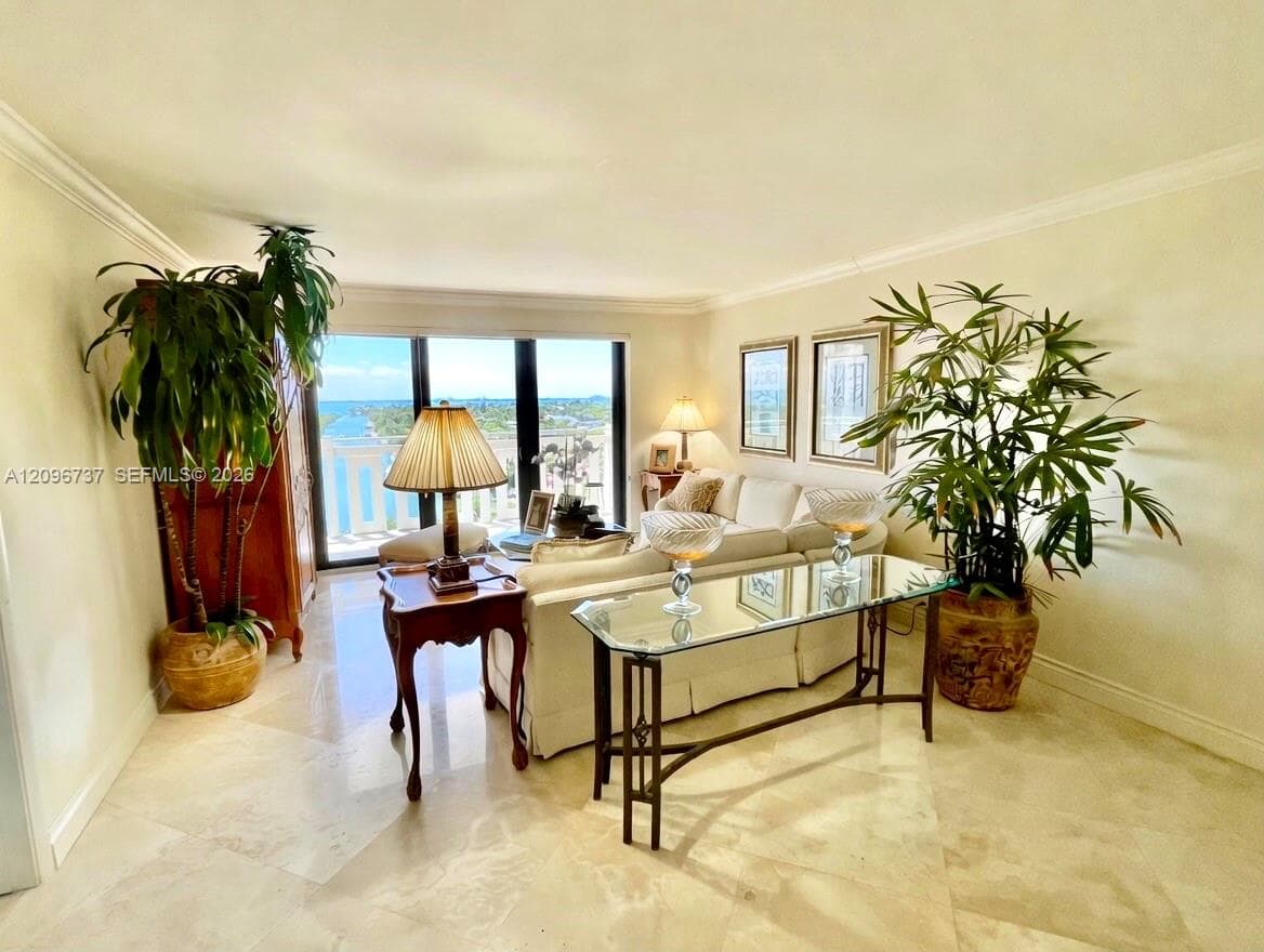 1121 Crandon Blvd # D903, Key Biscayne FL 33149