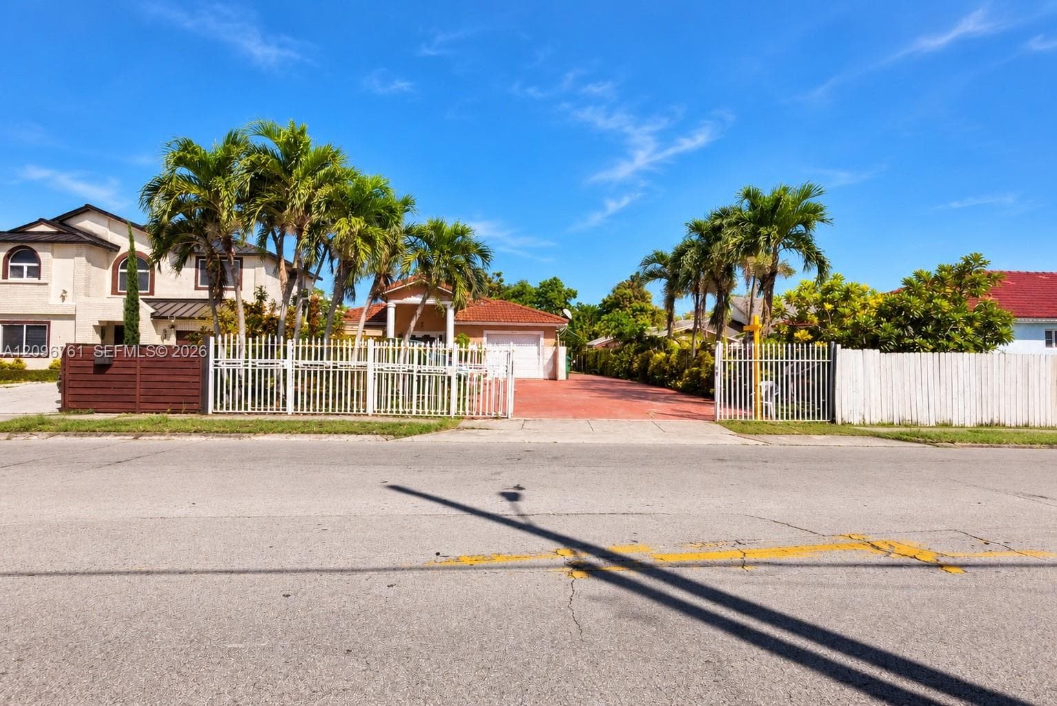 18411 SW 115th Ave, Miami FL 33157