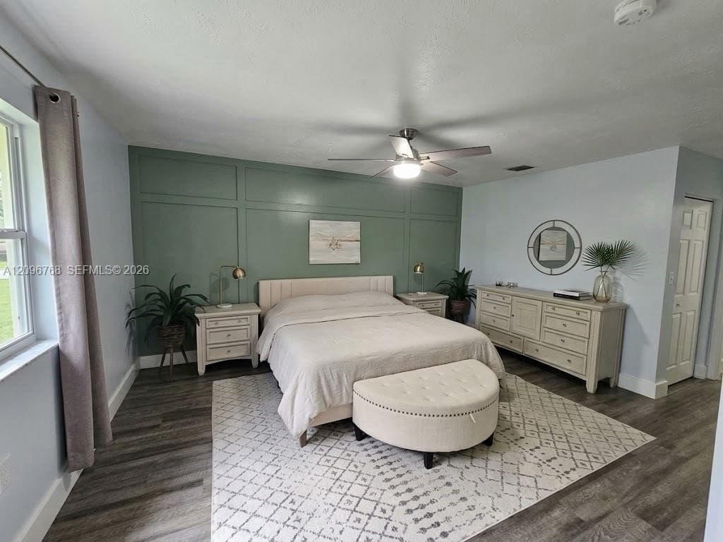 15429 SW 92nd St, Miami FL 33196