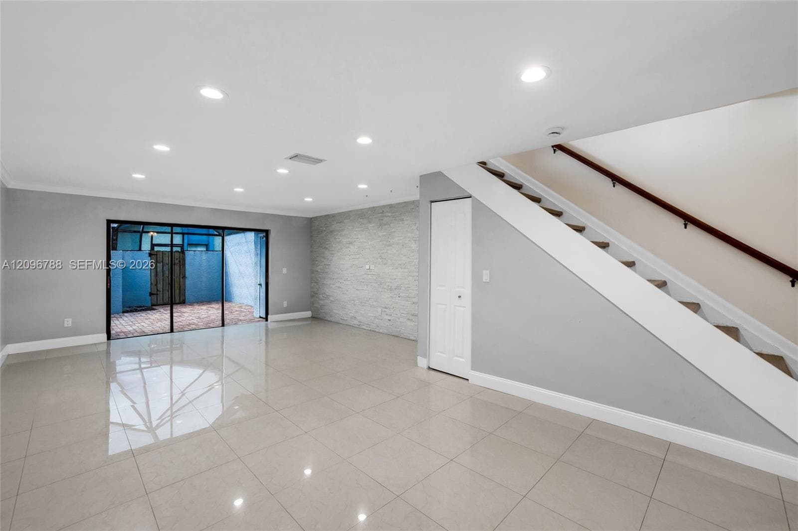 9166 SW 21st Ct, Boca Raton FL 33428