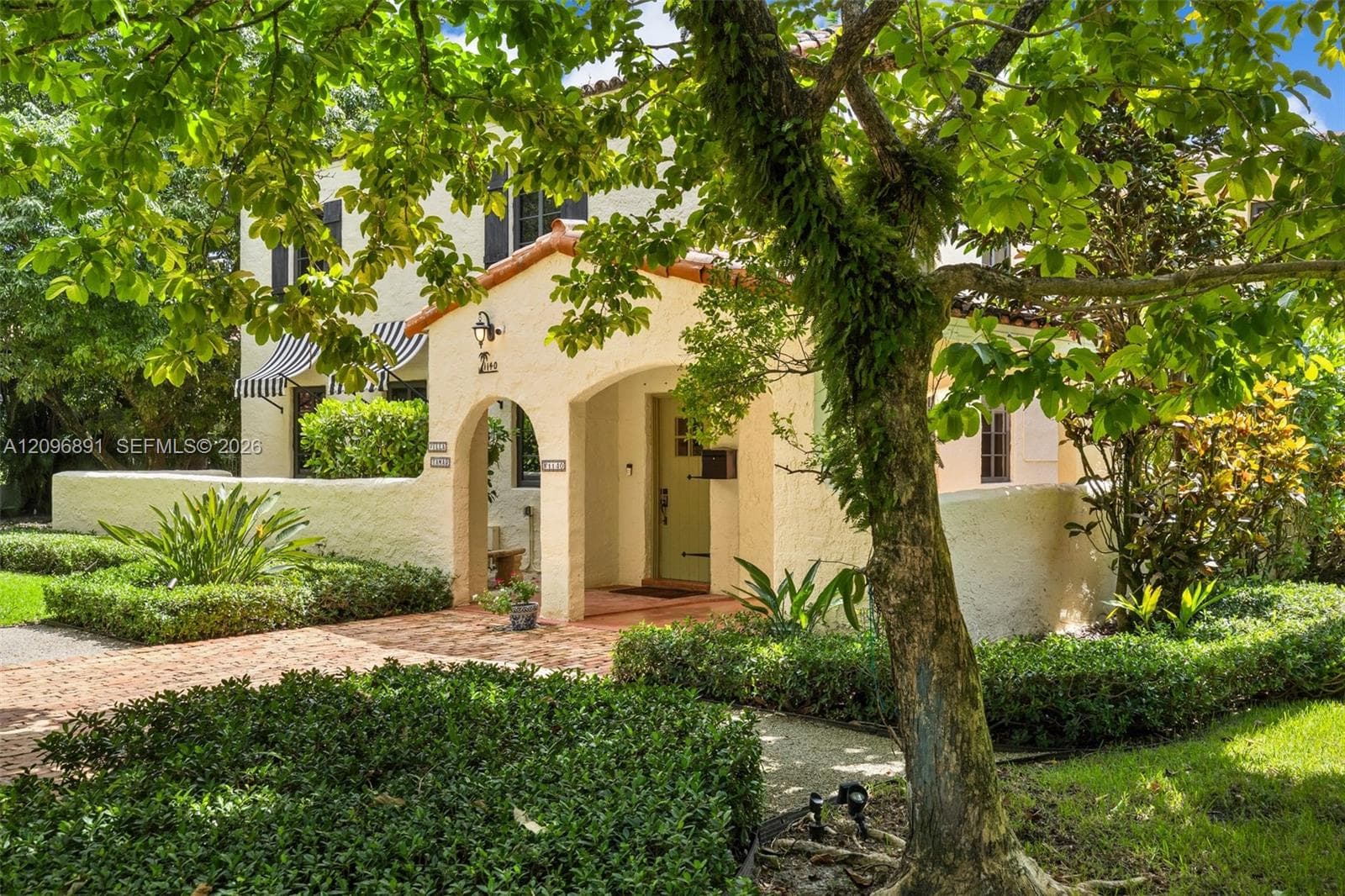 1140 Asturia Ave, Coral Gables FL 33134