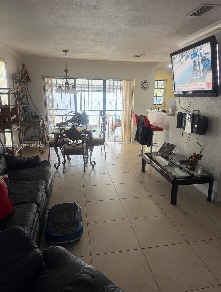 9426 SW 6th Ln, Miami FL 33174