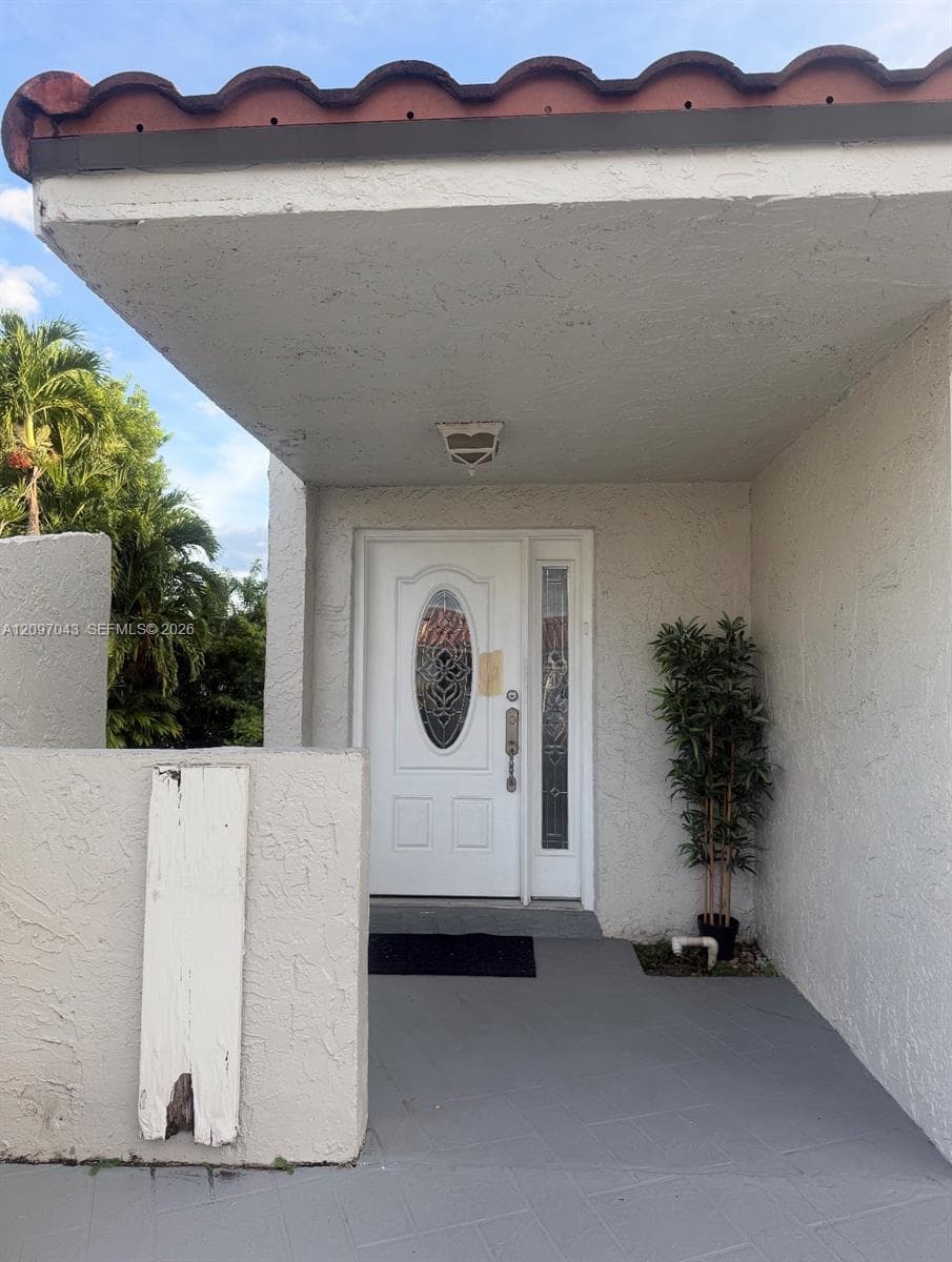 9426 SW 6th Ln, Miami FL 33174