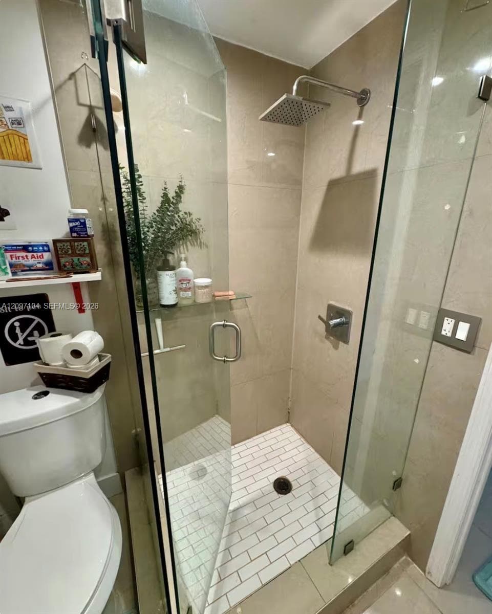 170 NW 18th Ct, Miami FL 33125
