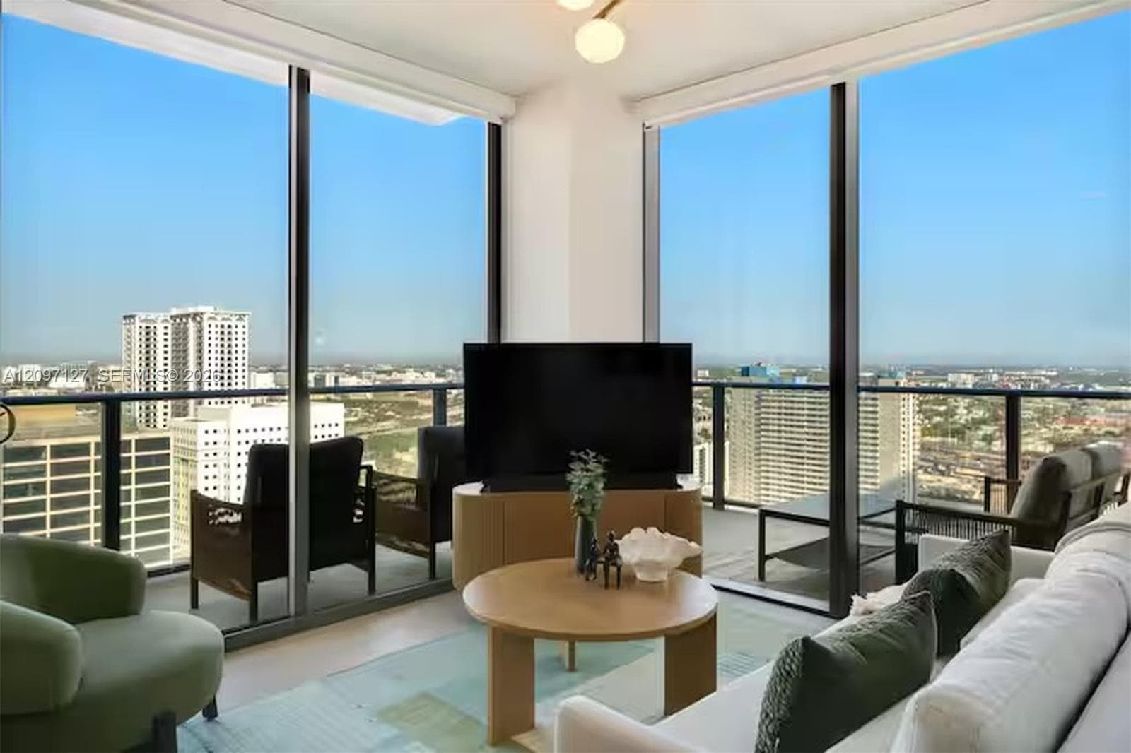 11 NE 6th St # 3214, Miami FL 33132