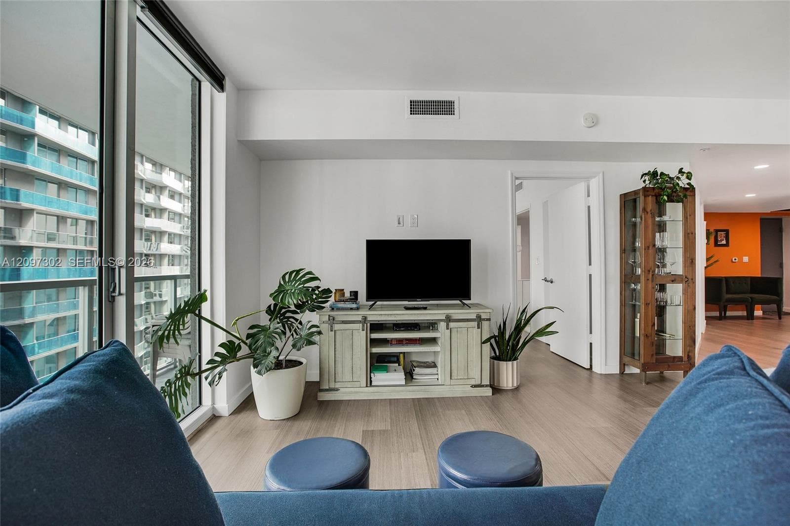 55 SE 6th St # 3701, Miami FL 33131