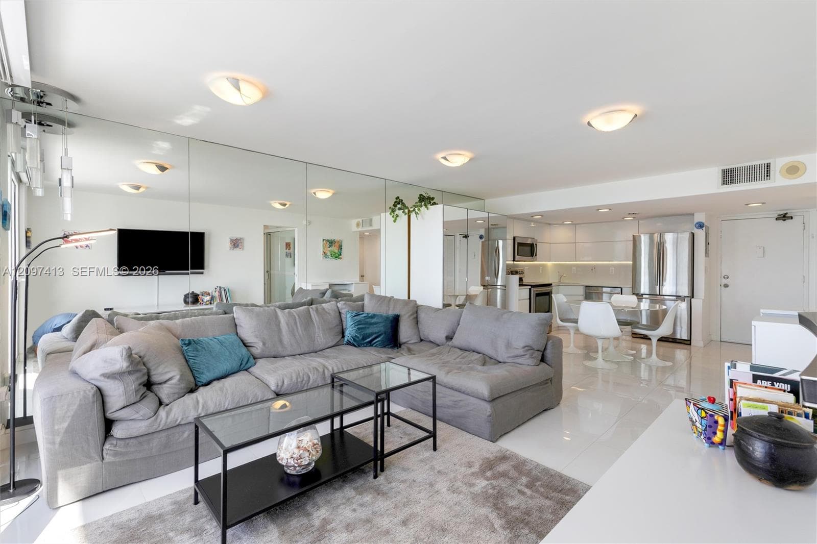 345 Ocean Dr # 1012, Miami Beach FL 33139