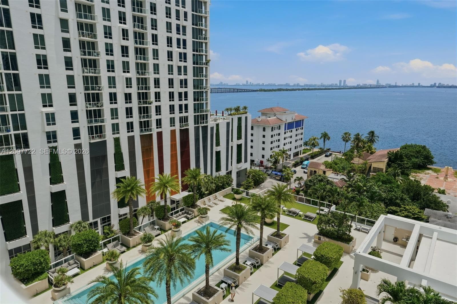 600 NE 27th St # 1204, Miami FL 33137