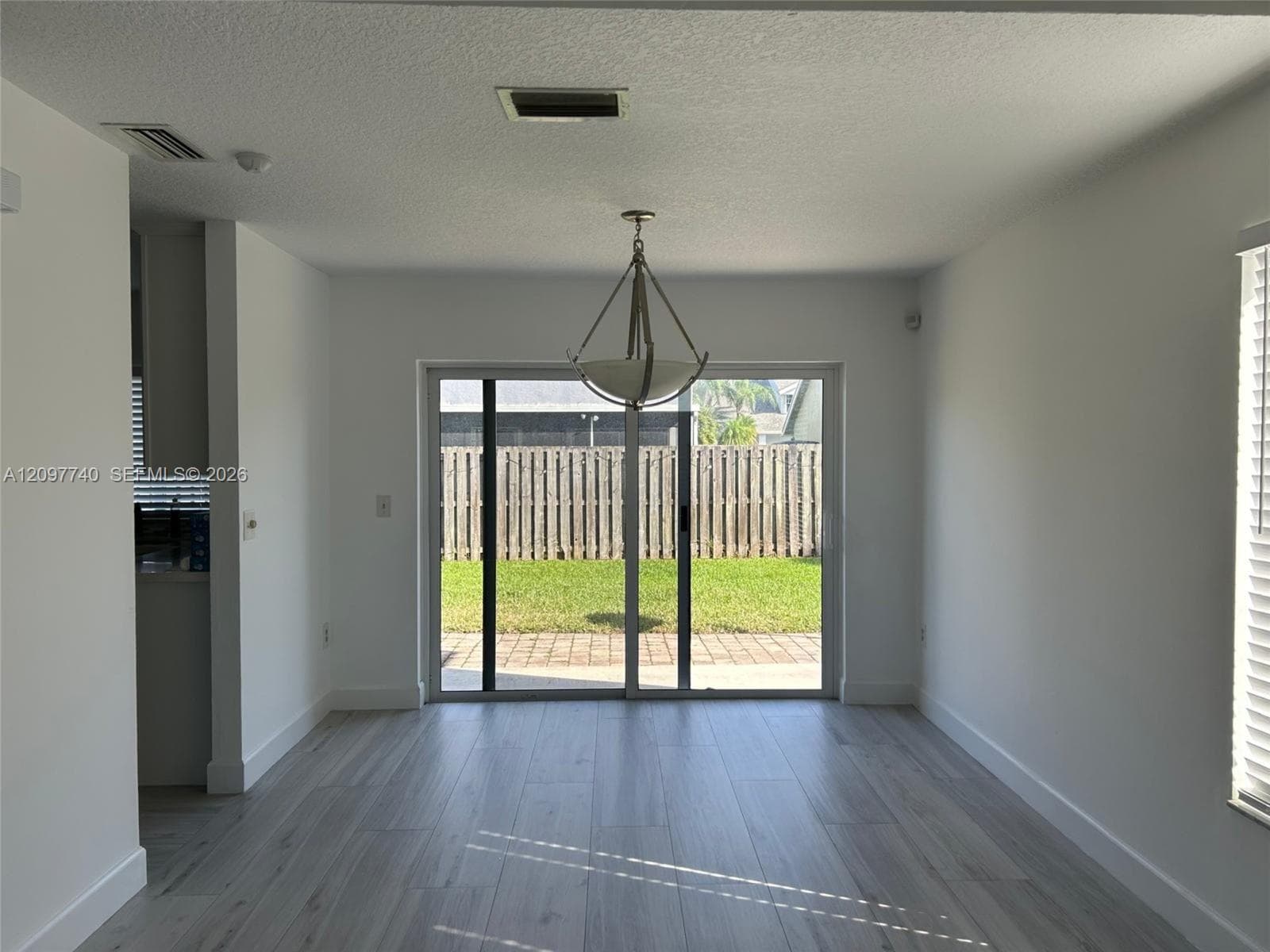 3260 NW 122nd Ave, Sunrise FL 33323