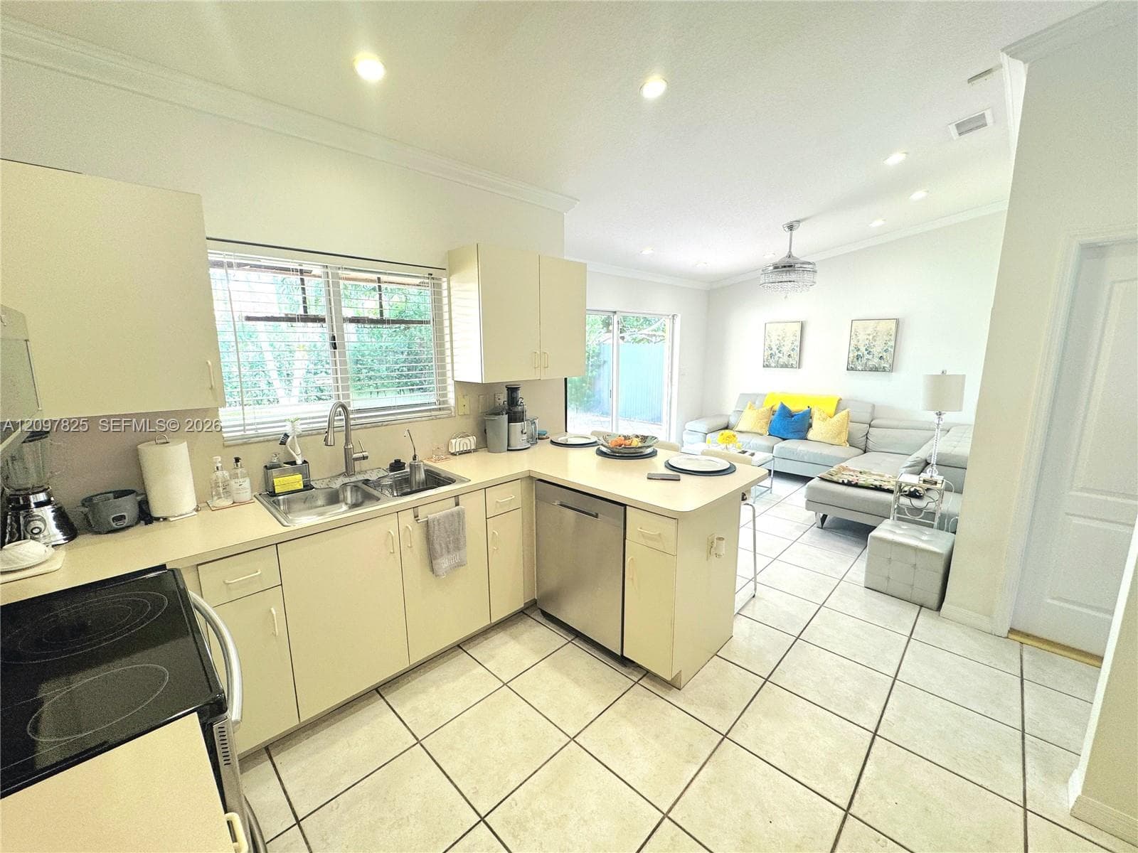 15413 SW 178th St, Miami FL 33187